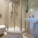 Centre 2br W Balcony Sleeps 8