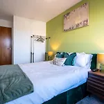 Appartement Centre 2br W Balcony Sleeps 8