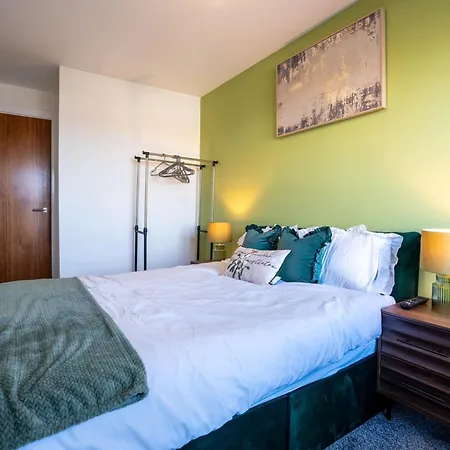 Apartamento Centre 2br W Balcony Sleeps 8