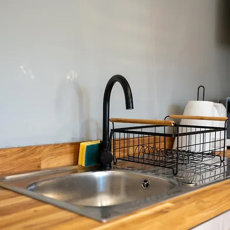 Centre 2br W Balcony Sleeps 8 Appartement